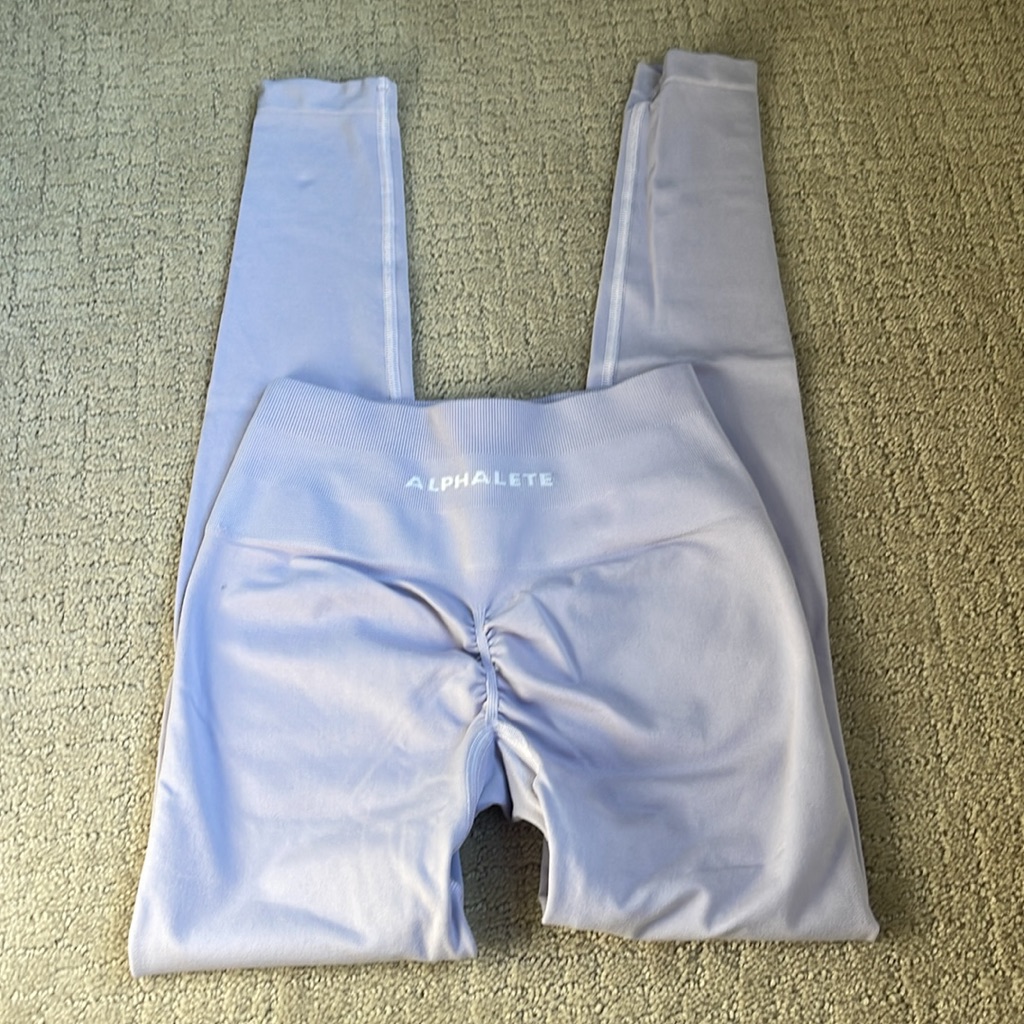 Lilac Alphalete Amplify Leggings